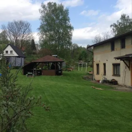 شقة Apartman Teplice Nad Metuji